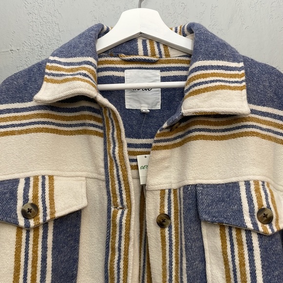 NWT AERIE heavy flannel SHACKET w/ pockets - Picture 4 of 12